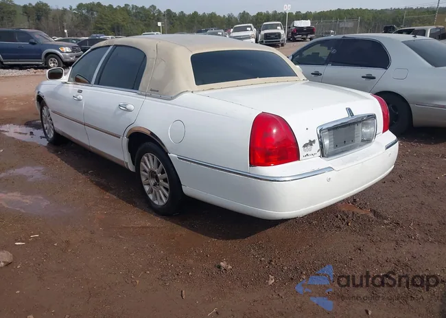 1LNHM82W83Y653121: 44256536