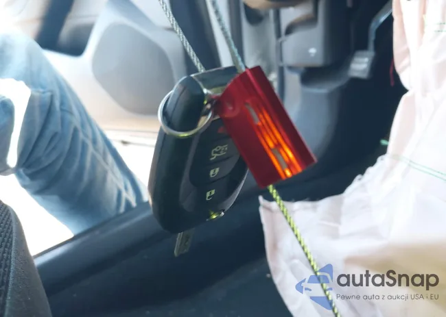 1G1BC5SM0G7244965: 44256558