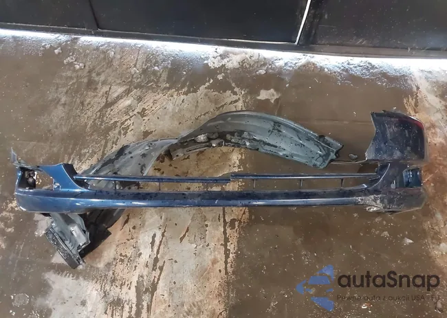 1NXBR32E48Z953710: 44256579