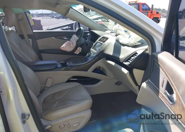 2LMPJ6LR8HBL10741: 44256612