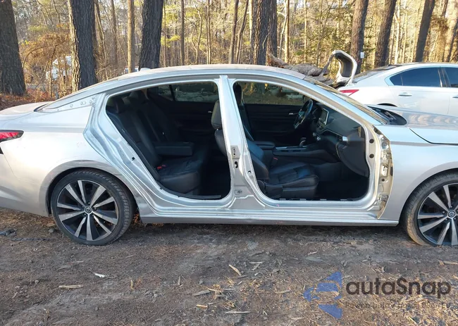 1N4BL4CV3KC146253: 44256641