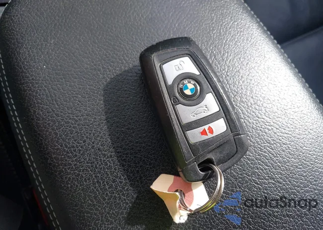 5UXWX9C53E0D15210: 44256652