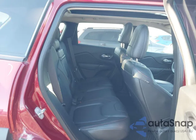 1C4PJMBS3FW738432: 44256654