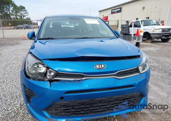 3KPA24AD2ME379474: 44256715