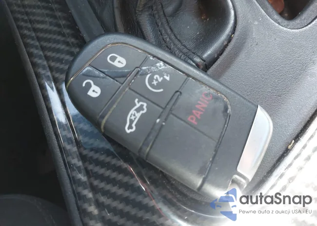 2C3CDZAG5KH719622: 44256755