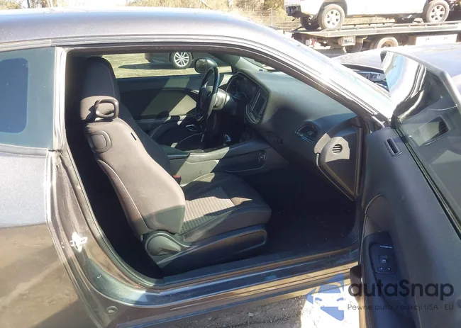 2C3CDZAG5KH719622: 44256755