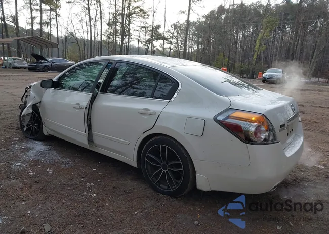 1N4AL21E99N561563: 44256793