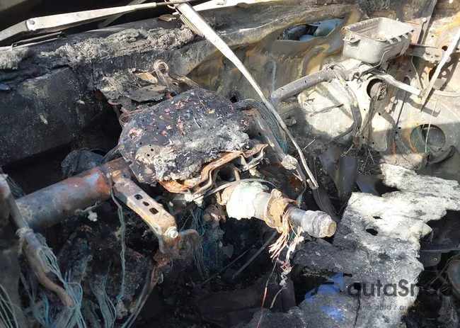 3KPC24A62LE116331: 44255843