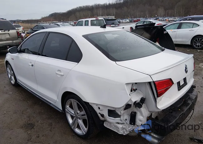 3VW4T7AJ1HM357833: 44255908