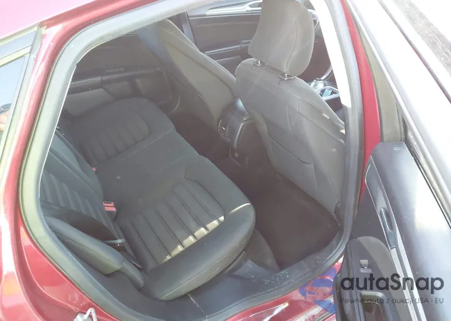 3FA6P0H77JR276061: 44255921