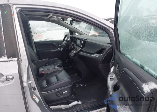 5TDXZ3DC0JS941005: 44256030