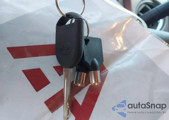 1FTFX1EV3AFD85410: 44256153