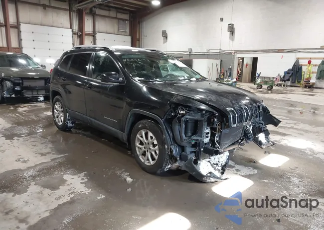 1C4PJMCS7FW769875: 44256159