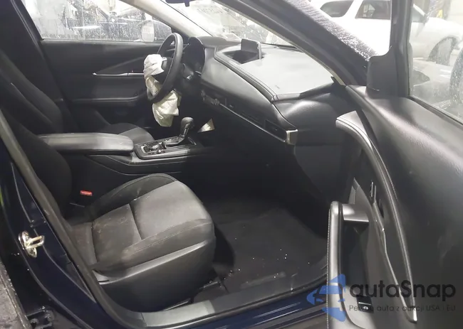 3MVDMBAM6PM525010: 44257262