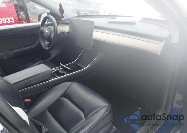 5YJYGDEEXLF035211: 44257364