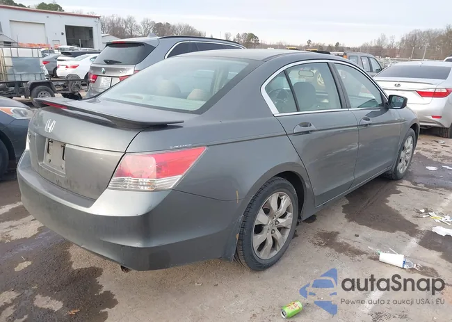 1HGCP26739A008210: 44257455