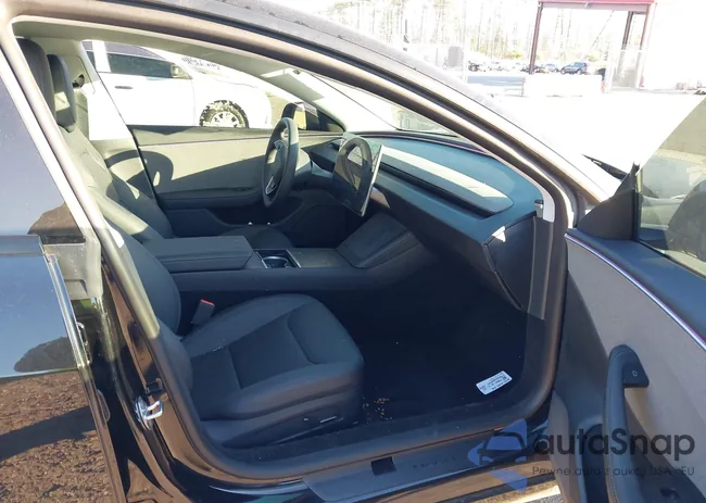 5YJ3E1EA2SF070187: 44257475