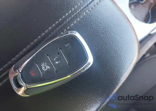 1G1ZD5ST1LF101610: 44257579