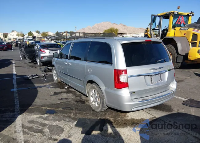 2C4RC1BG3CR375387: 44257584