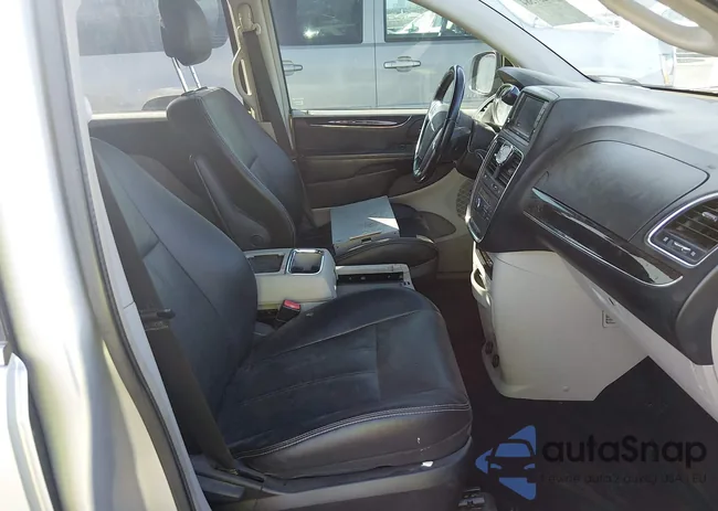 2C4RC1BG3CR375387: 44257584