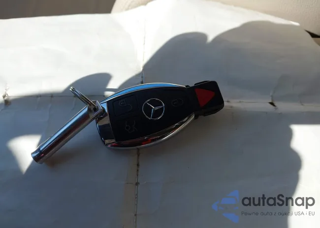 WDC0J4KB7HF250373: 44257648