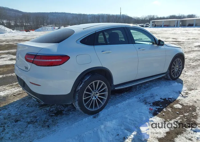 WDC0J4KB7HF250373: 44257648