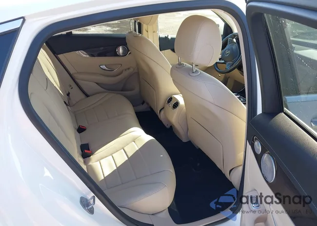 WDC0J4KB7HF250373: 44257648