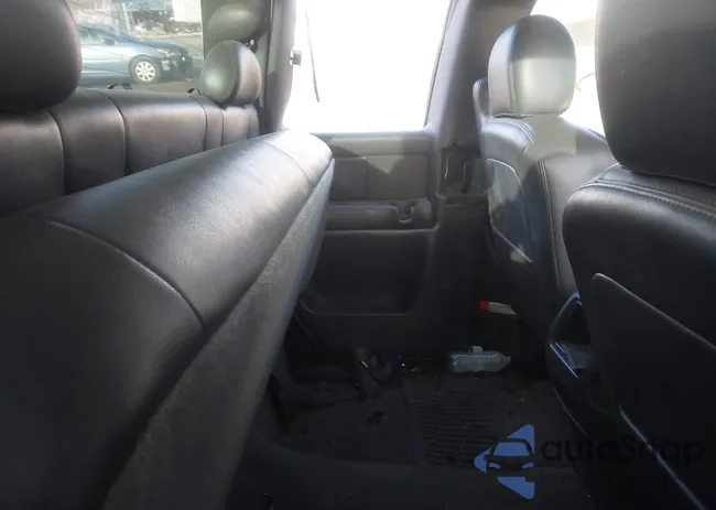 2GCEK19T451200829: 44257677