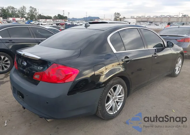 JN1CV6AP0DM305903: 44257805