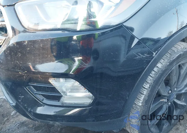 1FMCU9GD4JUB53257: 44257821