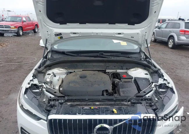 YV4102DL9M1855281: 44256874