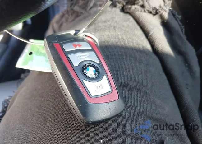 WBA4R7C59HK876621: 44257076