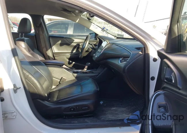 1G1ZE5ST3HF116159: 44257101