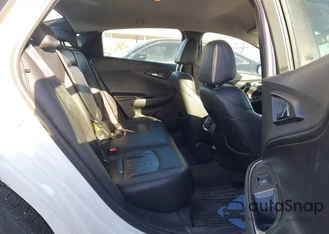 1G1ZE5ST3HF116159: 44257101