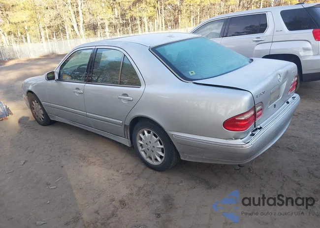 WDBJF82J92X067986: 44257184