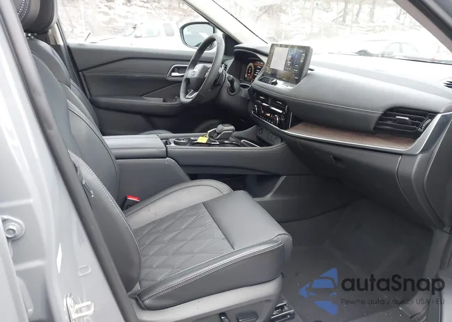 JN8BT3DD2SW302974: 44258252