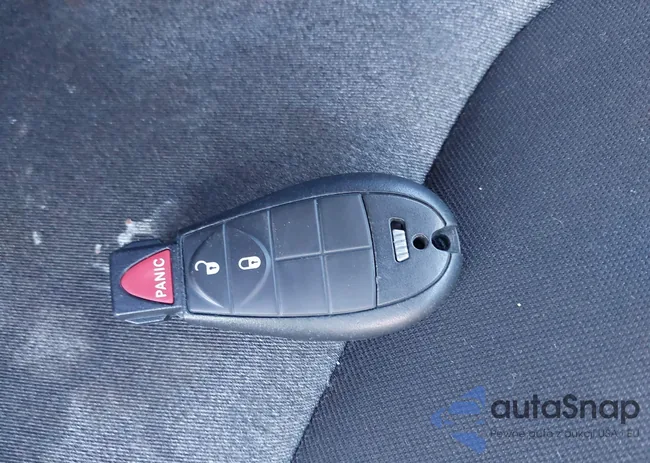 1C4PJMABXFW570208: 44258256