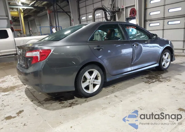 4T1BF1FK1EU763887: 44258382