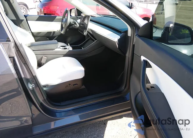 5YJYGDEE2LF014546: 44258387