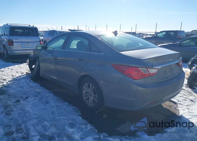 5NPEB4AC4DH775765: 44258435