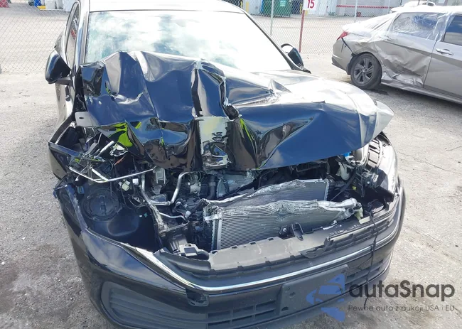 3VW7M7BU3RM044495: 44258443