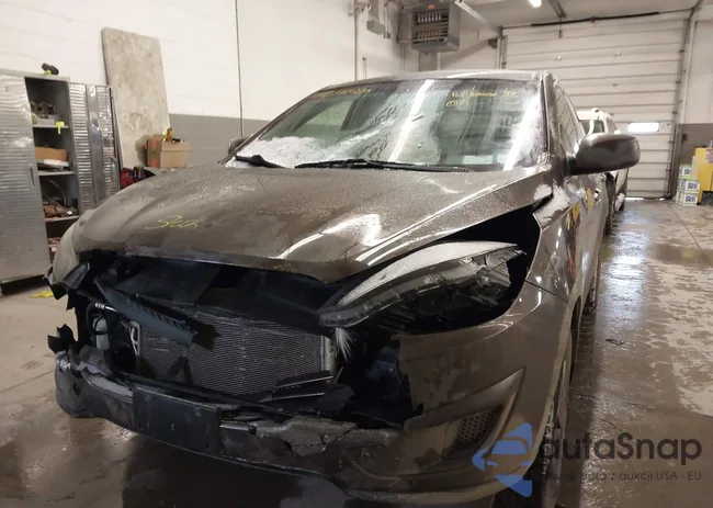 KM8JTCAF4FU966915: 44258480