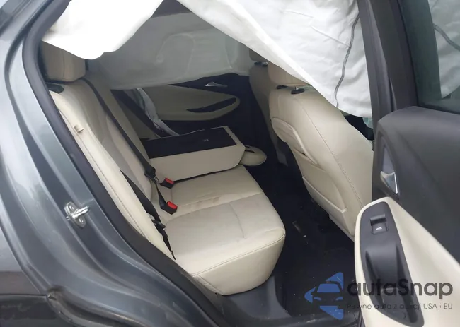 KL4MMBS23MB101764: 44258496