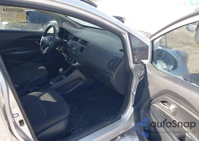 KNADM4A38F6500450: 44258534