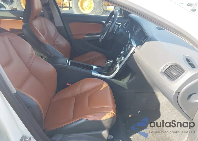 YV149MFM5F1333168: 44258553