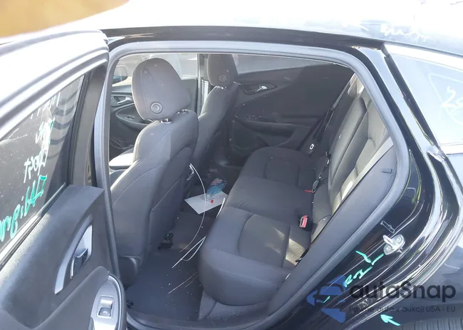 1G1ZD5ST2RF168483: 44258603