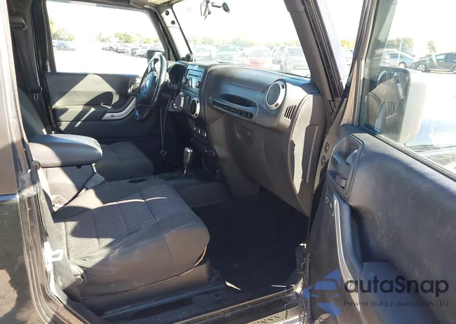 1J4AA5D18BL636422: 44258671