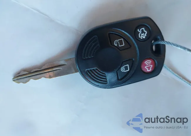 1FAHP2DW1BG125940: 44258702