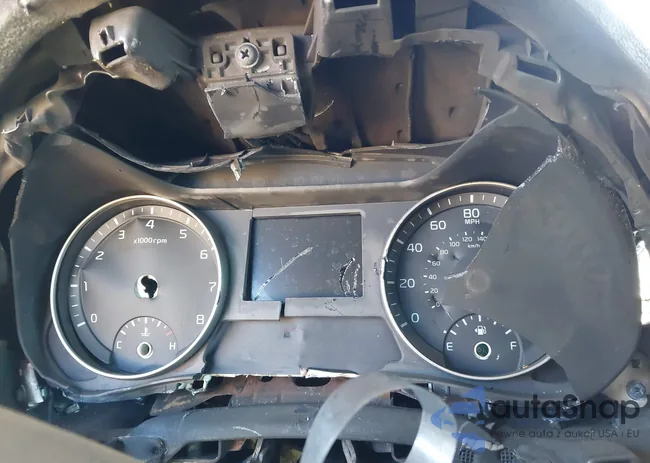 3KPF24AD8LE183057: 44258748