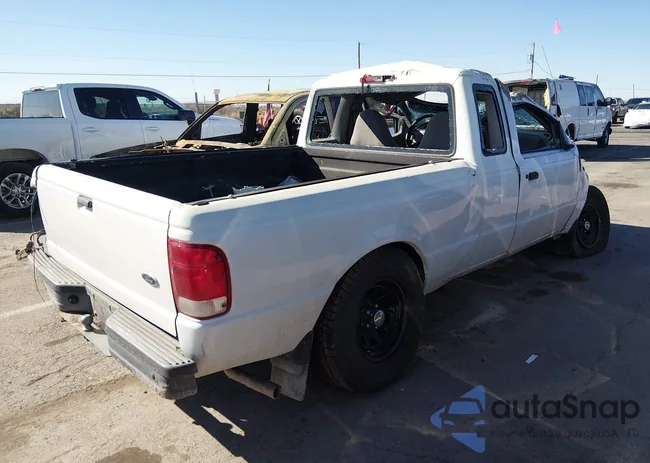 1FTYR14X6YPA45565: 44257823